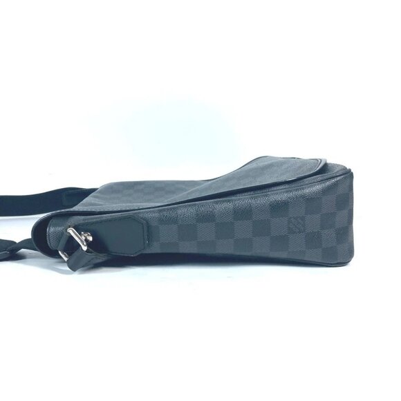 LOUIS VUITTON N58033 Damier Graphite Daniel GM Messenger Crossbody Shoulder Bag - Picture 4 of 15